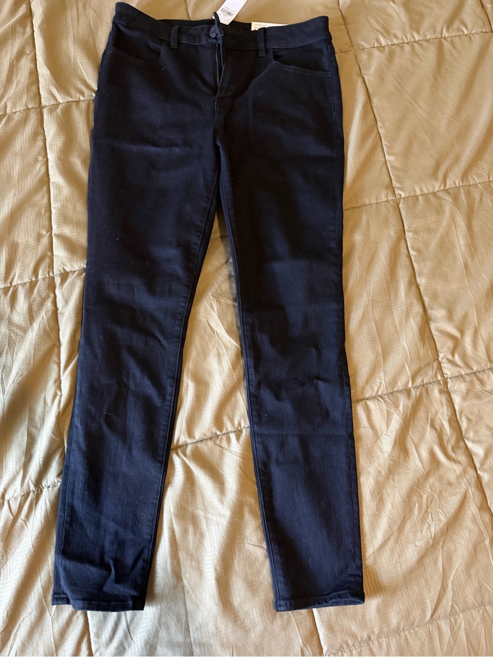 AMERICAN EAGLE: The Dream Jean: Black: High Rise